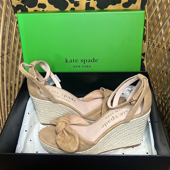 Kate Spade wedge sandal/size 9.5 / Tianna medium biscotti - Picture 4 of 11